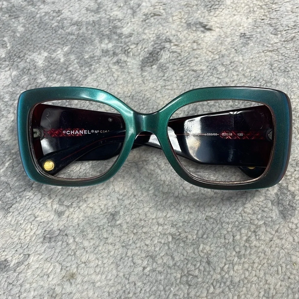 Chanel Acetate Quilted CC Glasses Frames Amber Brown Color Change Green Rim